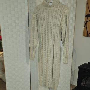 NWT Women's Long Cream Cable Knit Sweater/Dress
